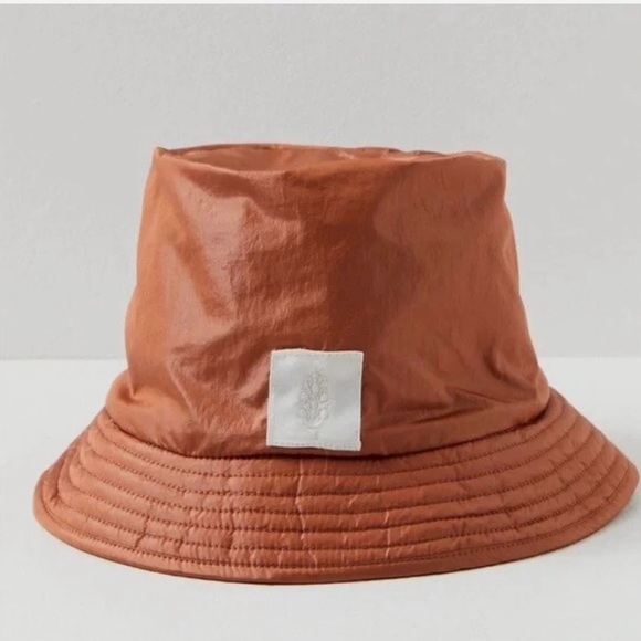 NWT Free People Movement Bucket List Reversible Sherpa Bucket Hat in Peach main image 6